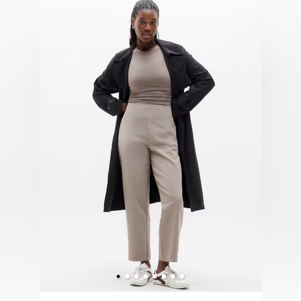 Athleta “Endless High Rise” pant, size 10.